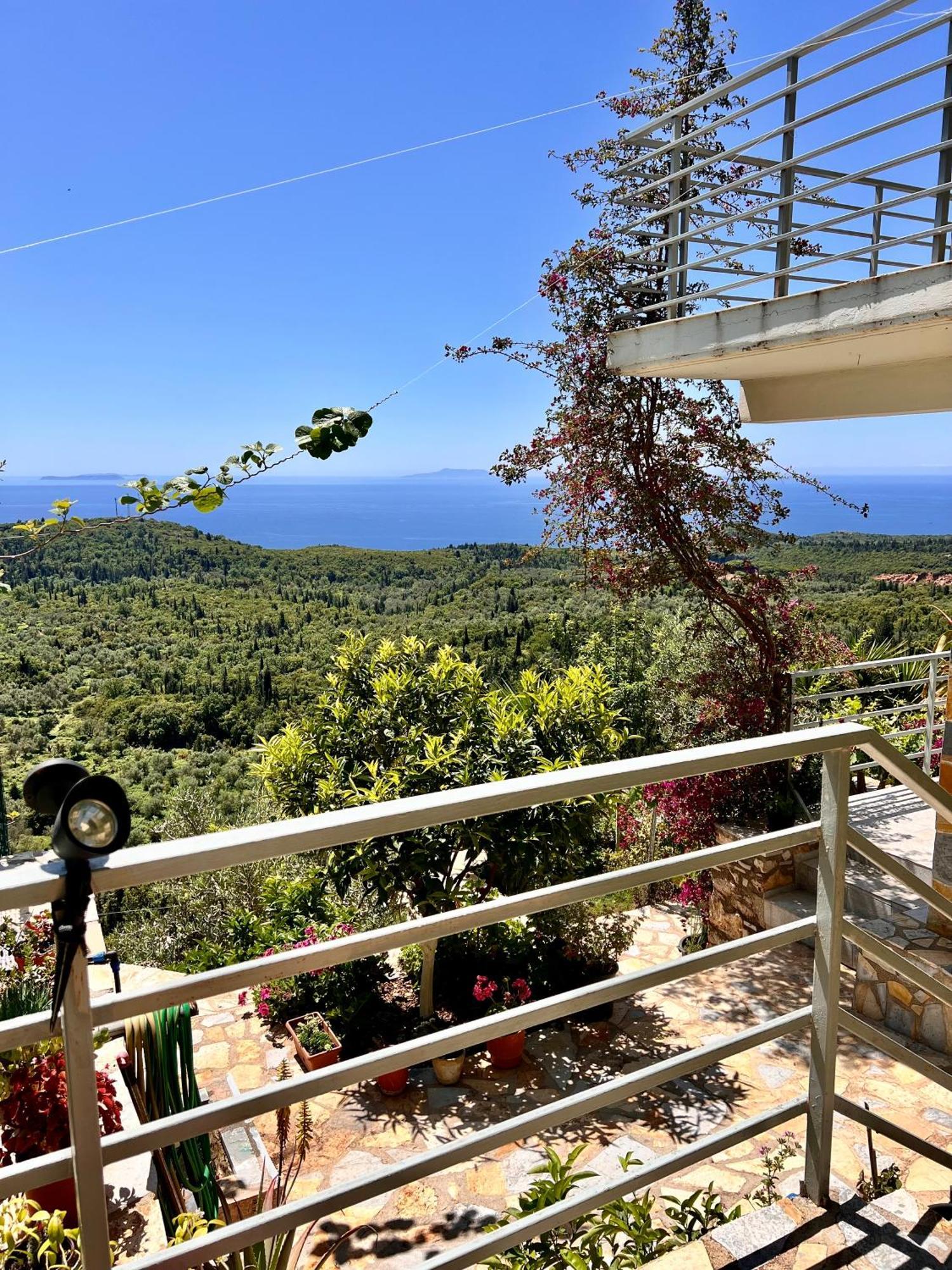 Maison d'hôtes Vila Tatjana à Vuno Extérieur photo